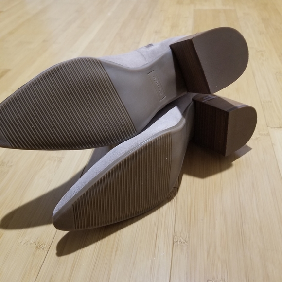 🌸 NWT Blondo Laureece Booties Ankle Boots Beige Nude Suede Waterproof Size 11 - Picture 11 of 12